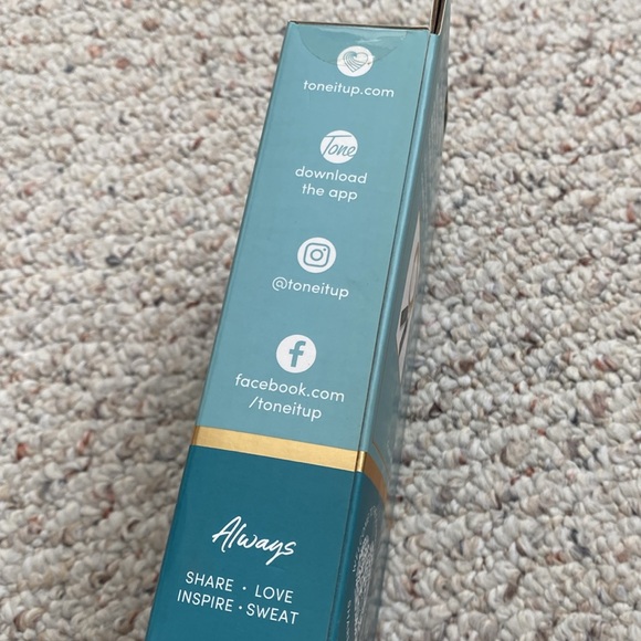 Tone it up jump rope and free fitness trial cardio and toning gym workout - Picture 4 of 7